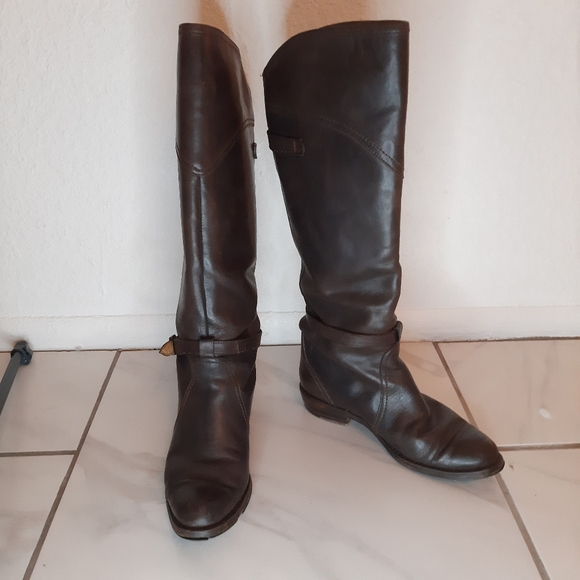 Worn in Frye Dorado Brown Leather Tall Riding Boots with Buckle Details - Picture 4 of 16